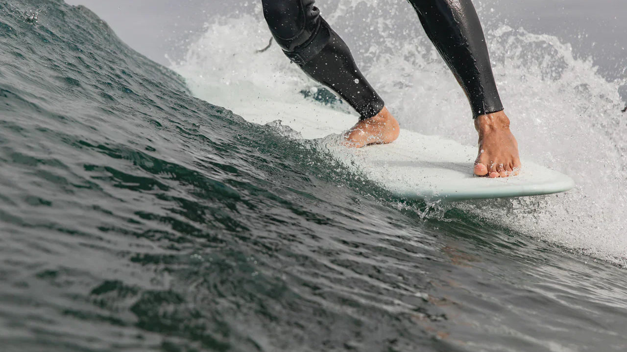 EPS和PU衝浪板有什麼不同?衝浪板製造商深入解析優缺點